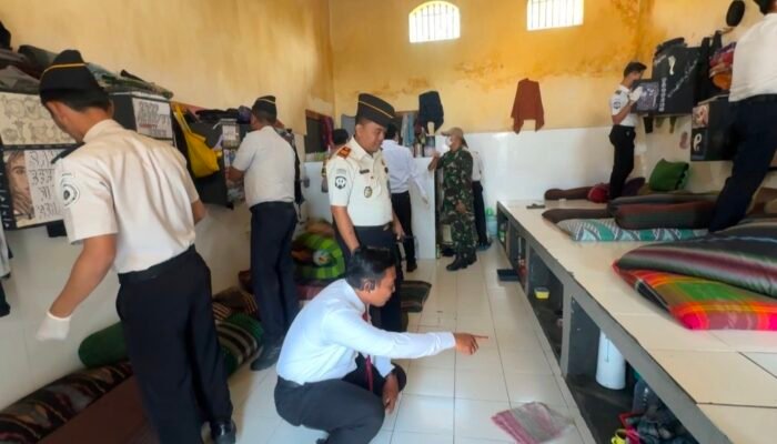 Cegah Narkoba Masuk Rutan, Polres Probolinggo Gelar Razia dan Tes Urine
