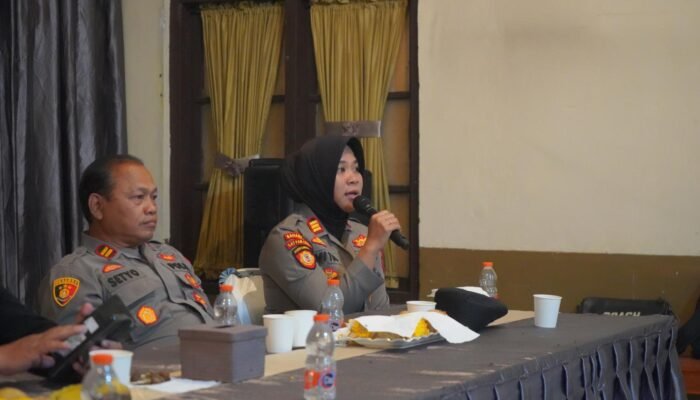 Polres Probolinggo Gandeng Warga Tengger Jaga Bromo dari Karhutla Hingga Judol