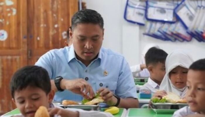 Kepala BGN Singgung Dana BOS bagi Sekolah yang Tolak Program MBG