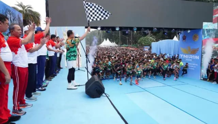 TNI Run 2026 Catat Empat Rekor MURI, 81 Ribu Peserta Ikut Berlari