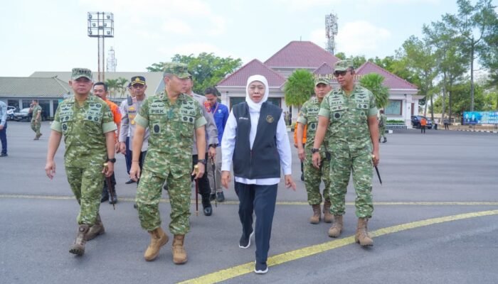 Khofifah Satukan BNPB dan TNI, Mitigasi Karhutla Jatim Diperkuat