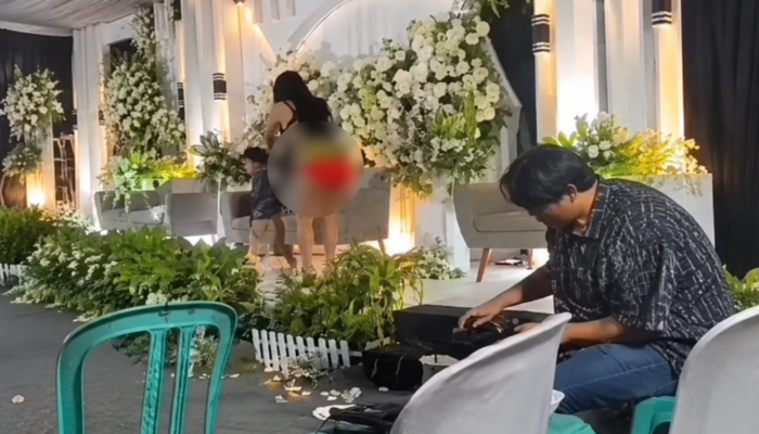 Viral! Bocah Angkat Rok Waria saat Hajatan di Paiton Probolinggo