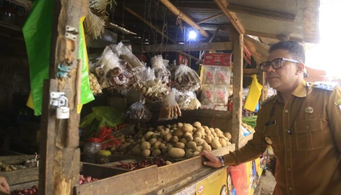 Lihat Kondisi Pasar Patalan, Bupati Probolinggo Siapkan Langkah Perbaikan